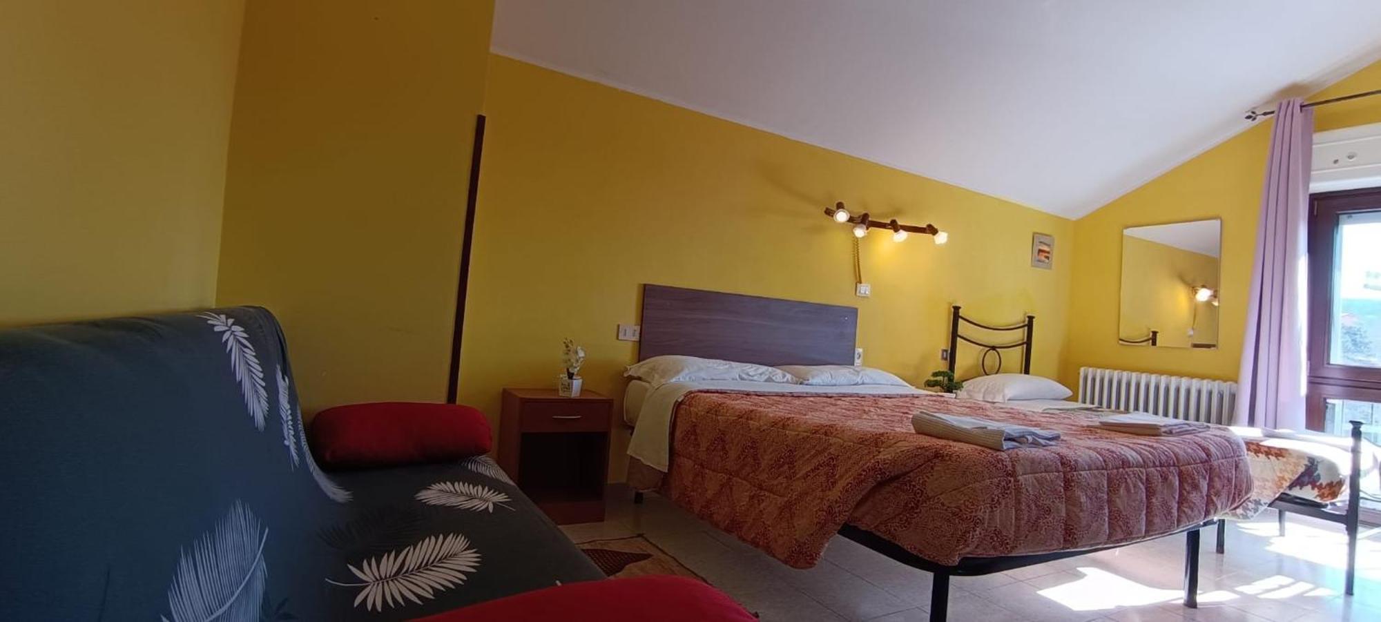 Complesso Turistico Aurora - Camere B&B Poggio Picenze Exteriör bild