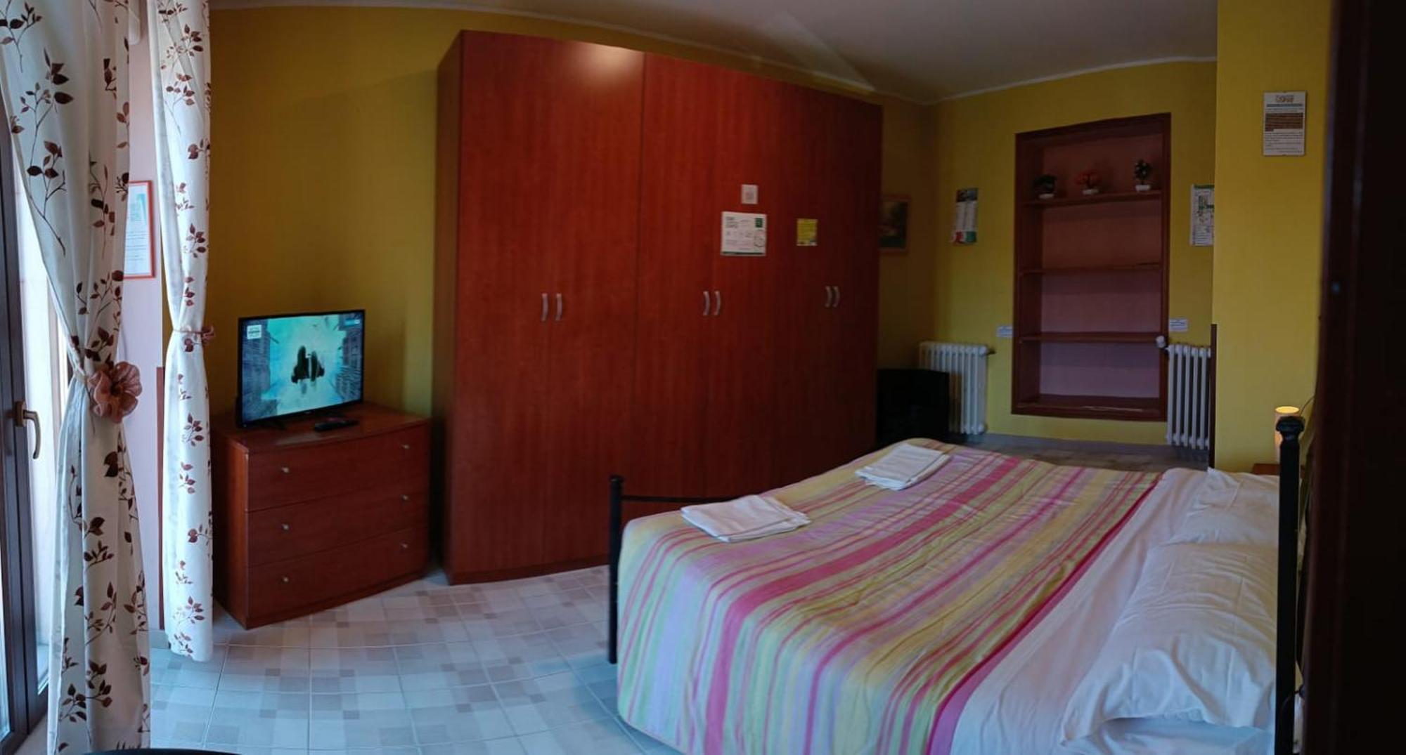 Complesso Turistico Aurora - Camere B&B Poggio Picenze Exteriör bild